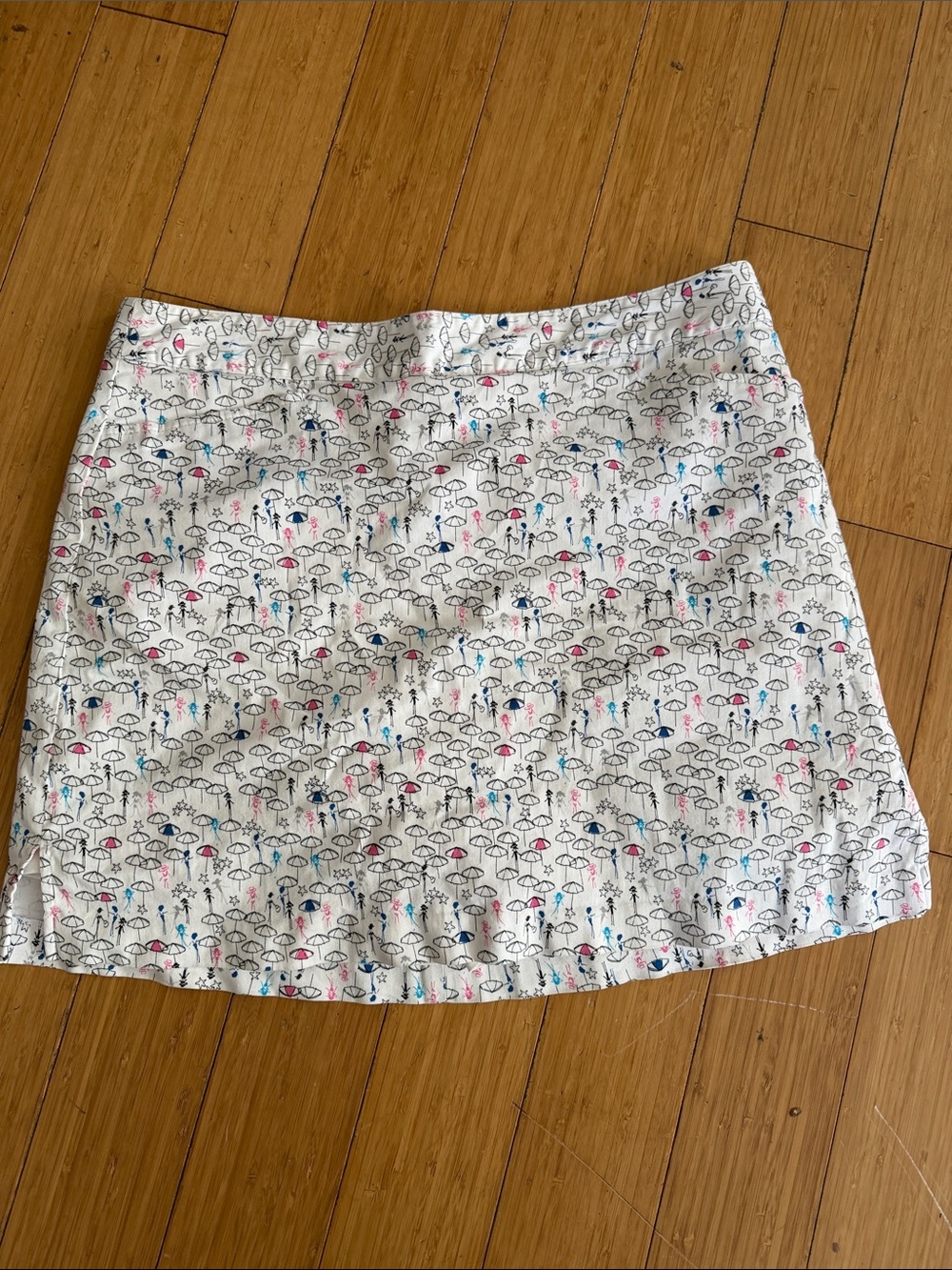 Lady Hagen White Mini Golf Skort with Pink & Blue Umbrella Print